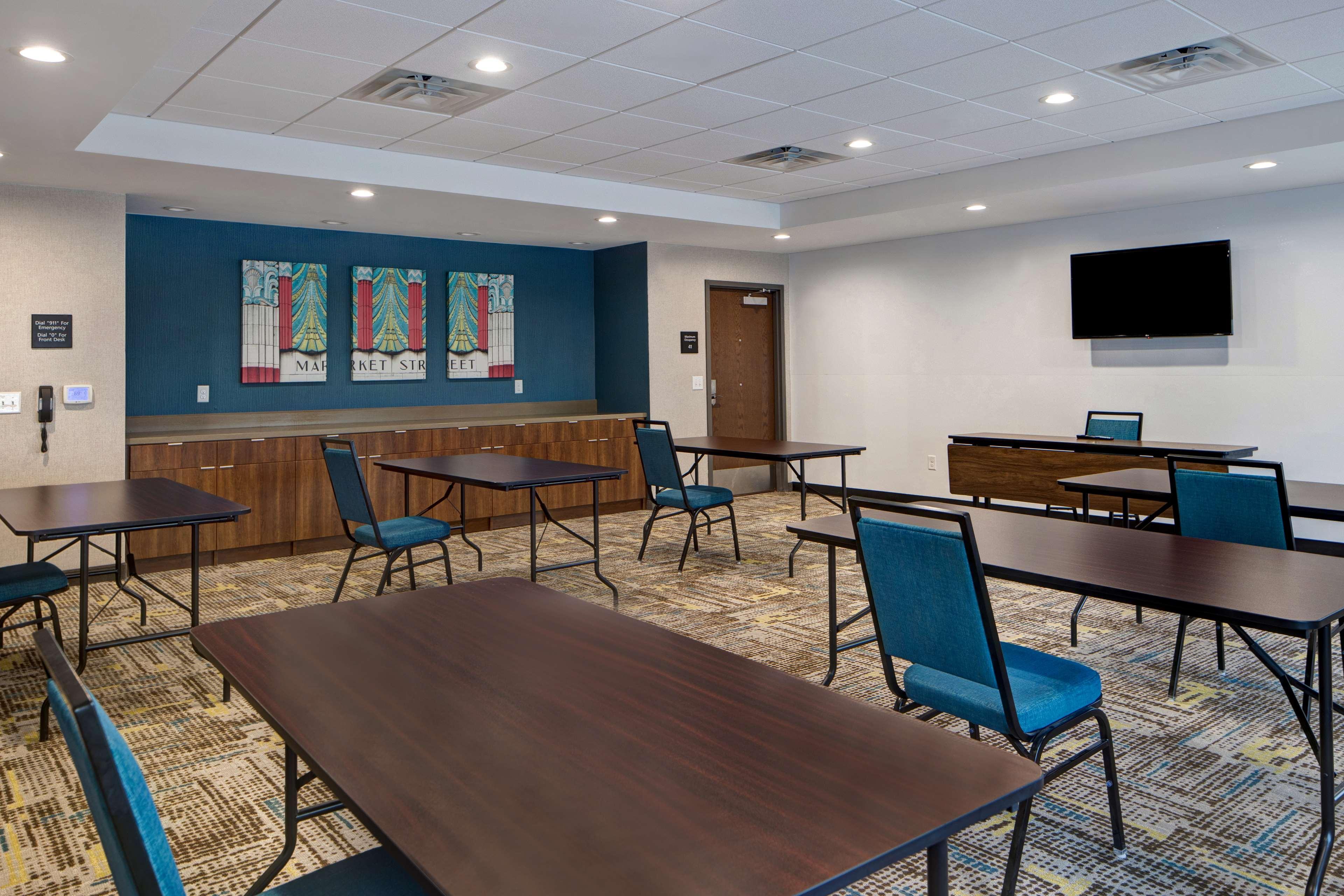 Hampton Inn&Suites Deptford, Nj Buitenkant foto